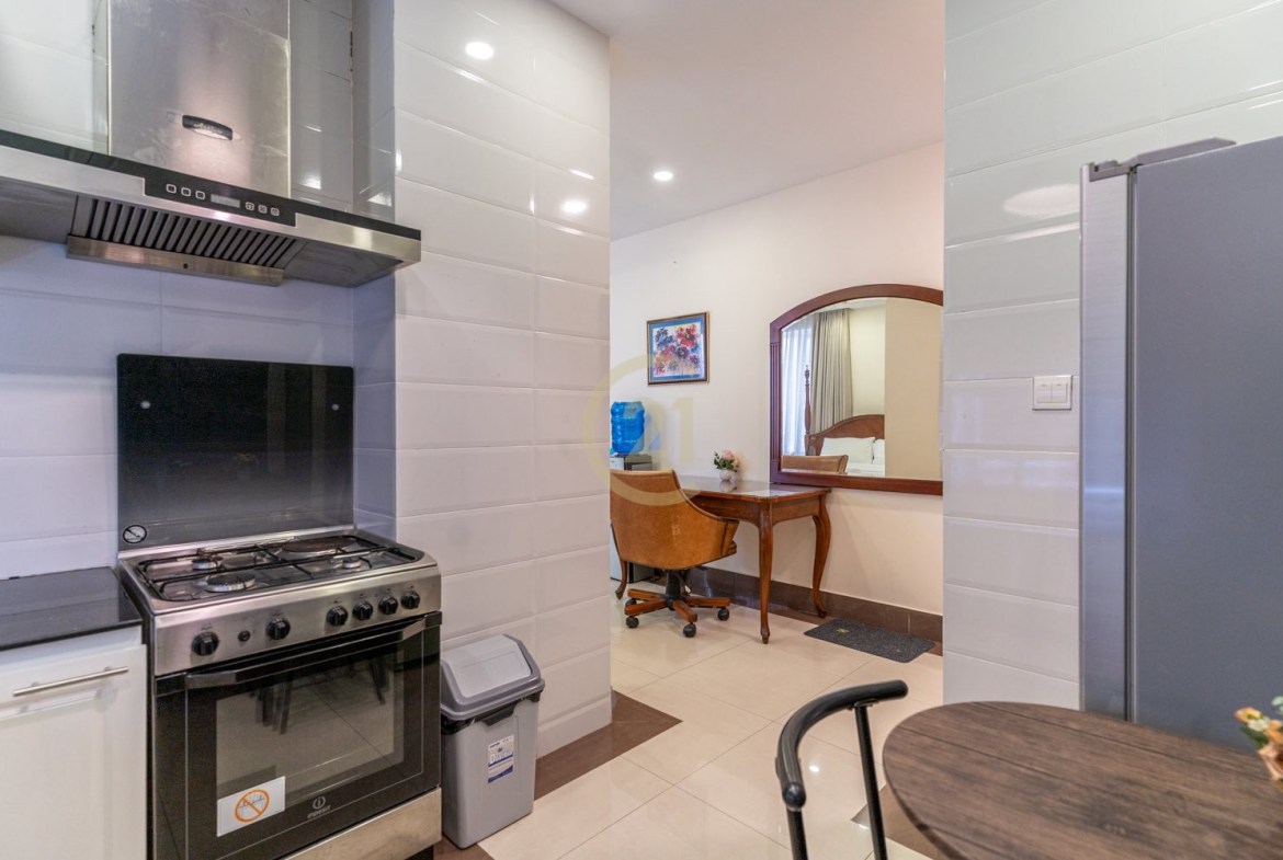 WESTERN ONE BEDROOM FOR RENT-BKK1