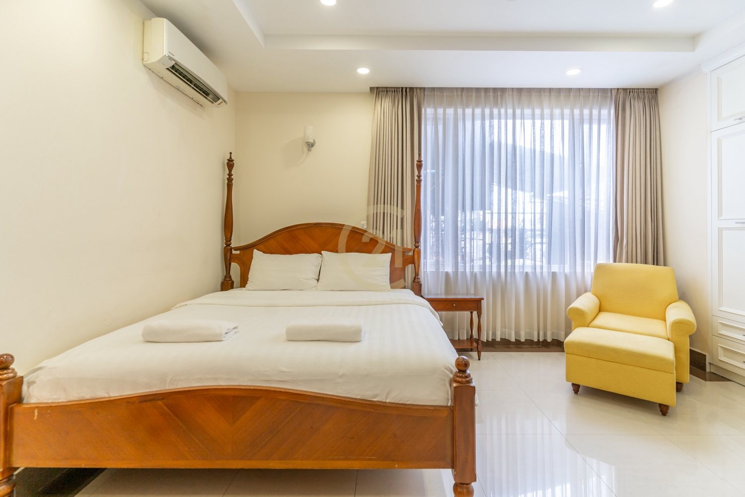 WESTERN ONE BEDROOM FOR RENT-BKK1