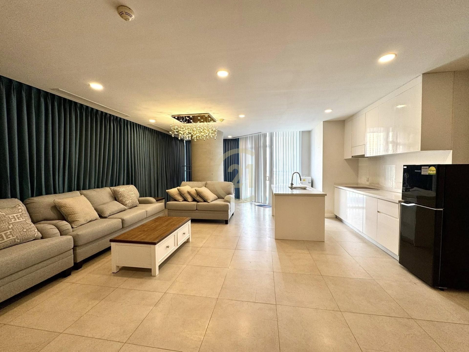 516456529_1363362288071188_403631901103313522_n Specious 2 Bedroom for Rent At the Penthouse Condo