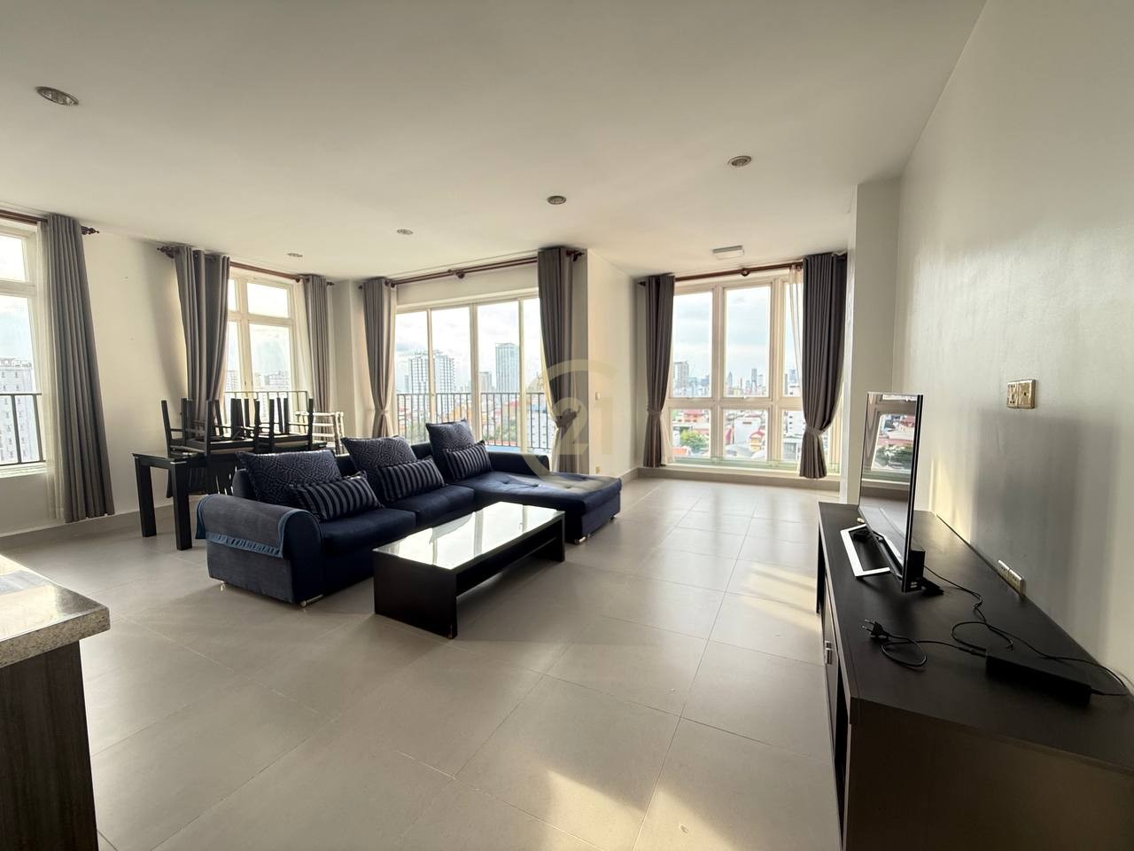 SPECIOUS TWO BEDROOM FOR RENT-TTP