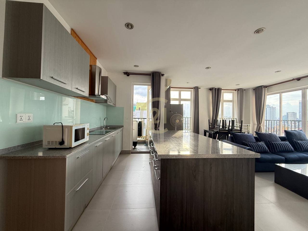 SPECIOUS TWO BEDROOM FOR RENT-TTP