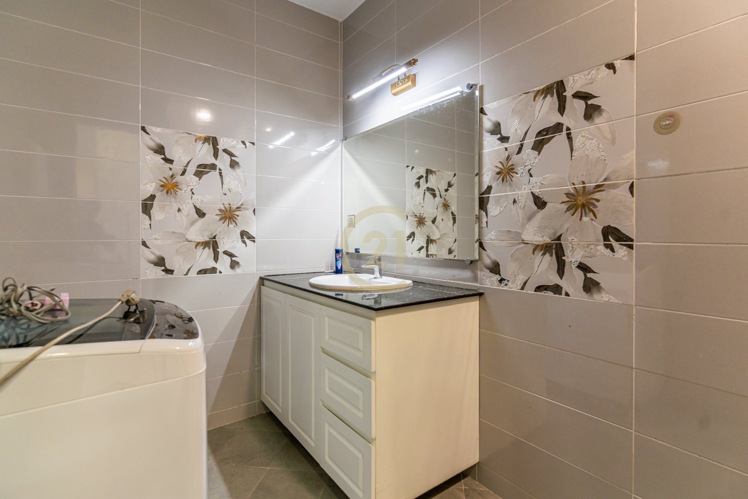 WESTERN ONE BEDROOM FOR RENT-BKK1