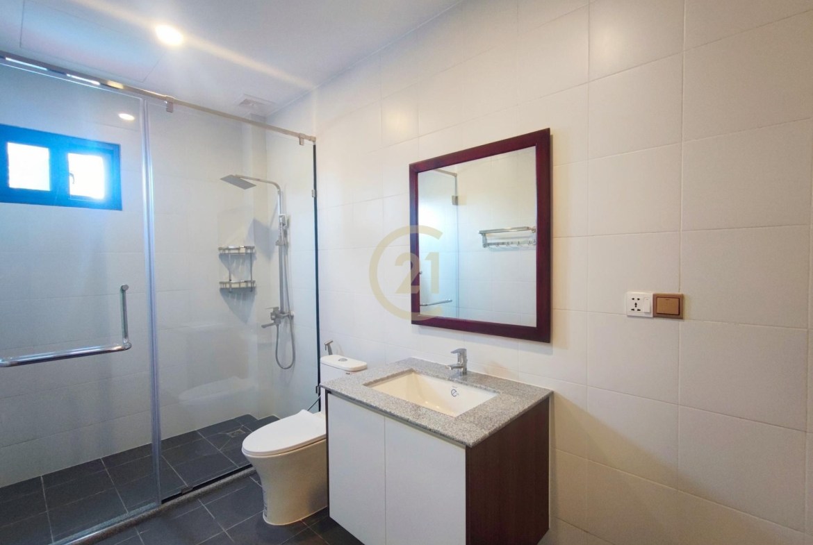 PRECIOUS TWO BEDROOM FOR RENT-BKK3