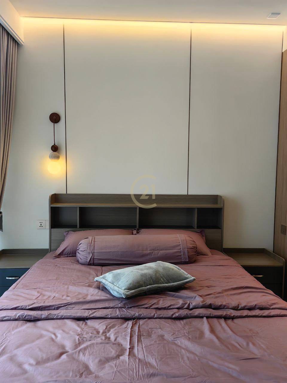 526366869_2003774603784843_2380013384133788084_n 3 Bedroom For Rent at Vue Aston Koh Norea