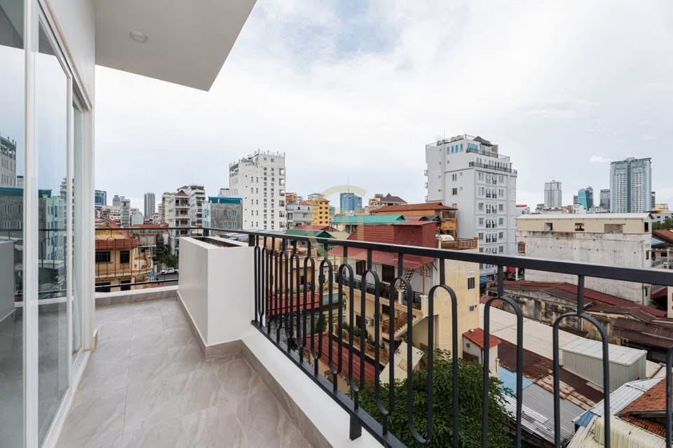 528819265_3307030729438114_6789688140788132485_n BRAND NEW ONE BEDROOM FOR RENT-BKK2