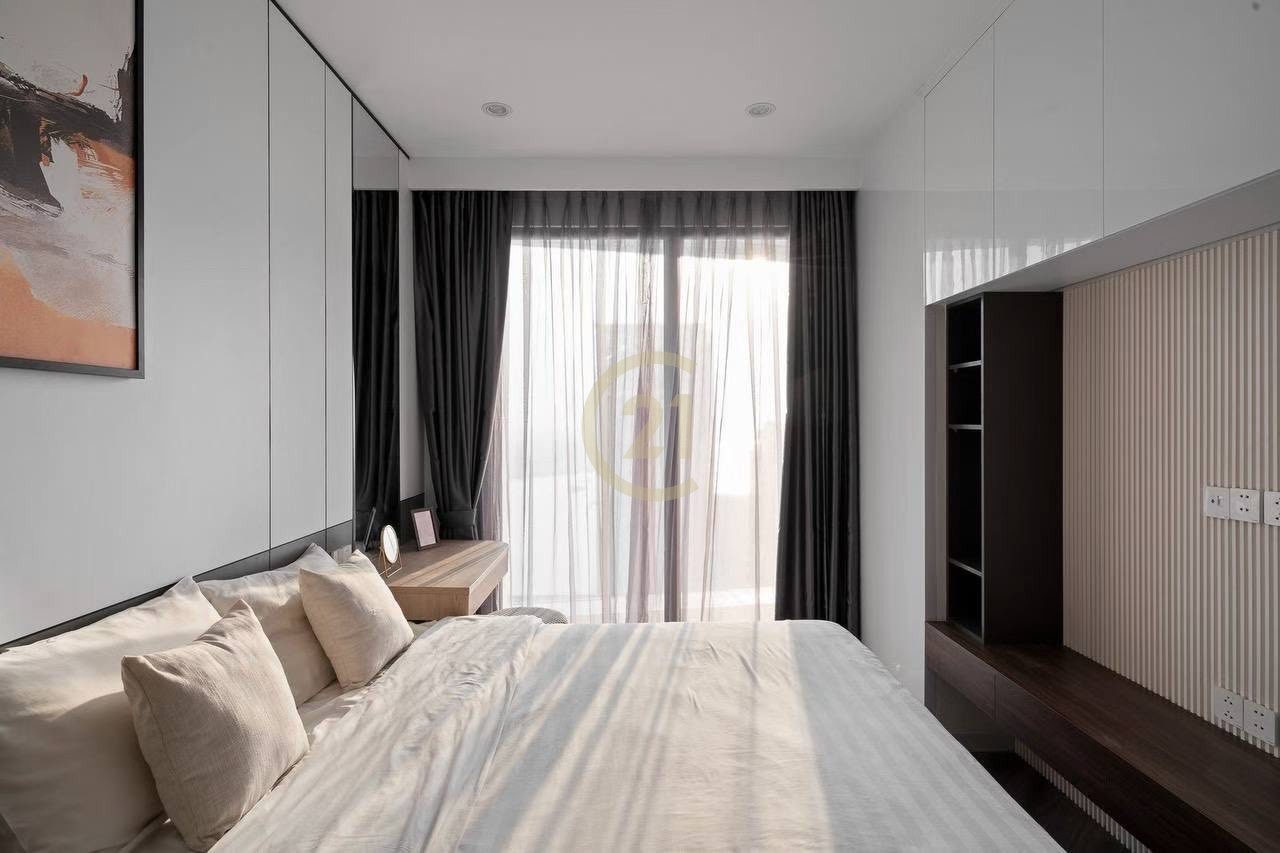 Luxury 3 Bedroom For Rent at Tonle Bassac