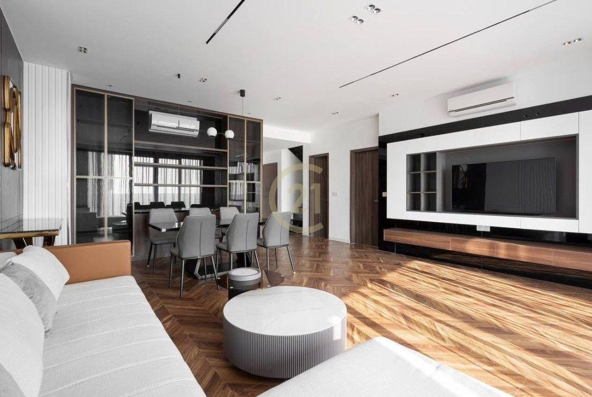 Luxury 3 Bedroom For Rent at Tonle Bassac