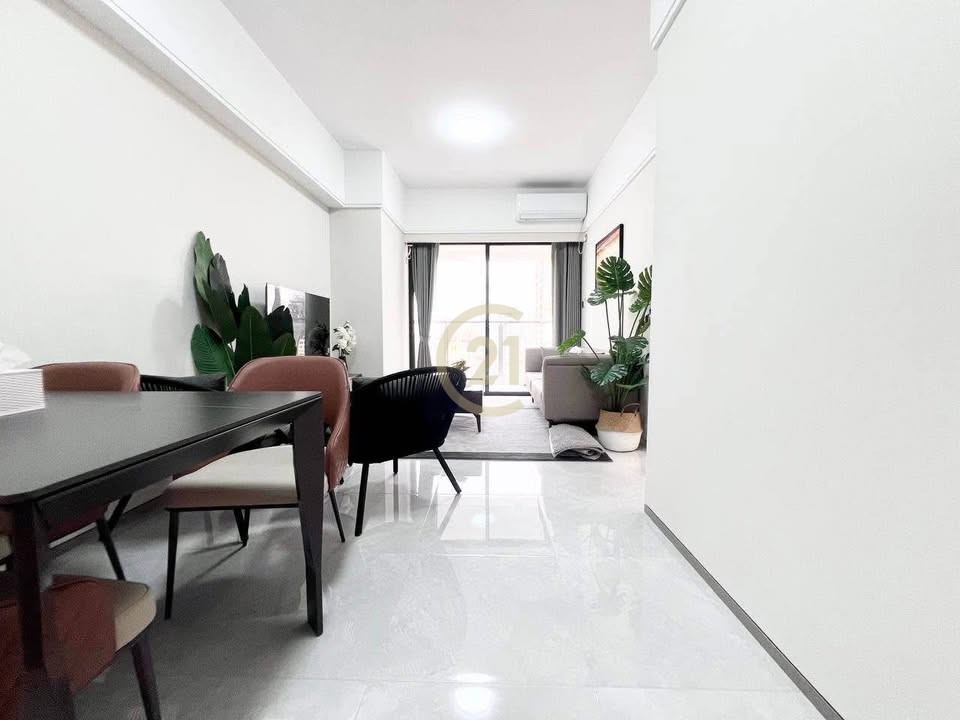 VINTAGE THREE BEDROOM FOR RENT-BKK1