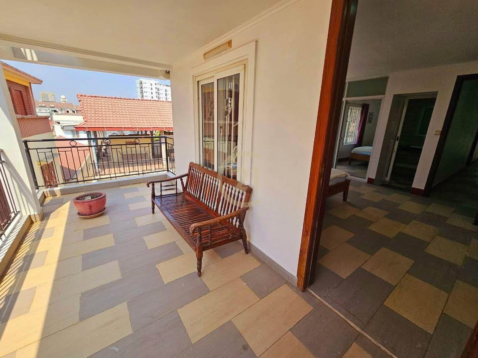 3 Bedroom For Rent At Toul Tompong