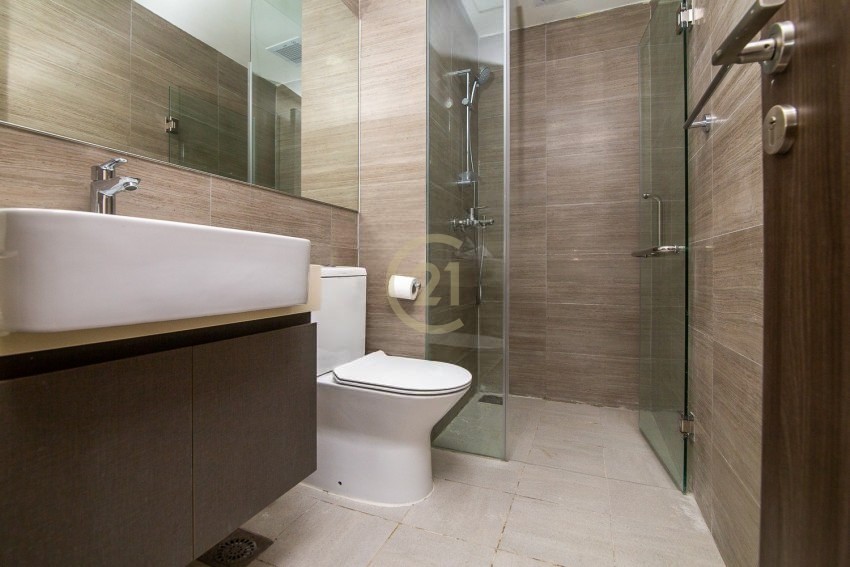 DeWatermark.ai_1756181989505 High Floor 2 Bedroom For Rent at The Peak