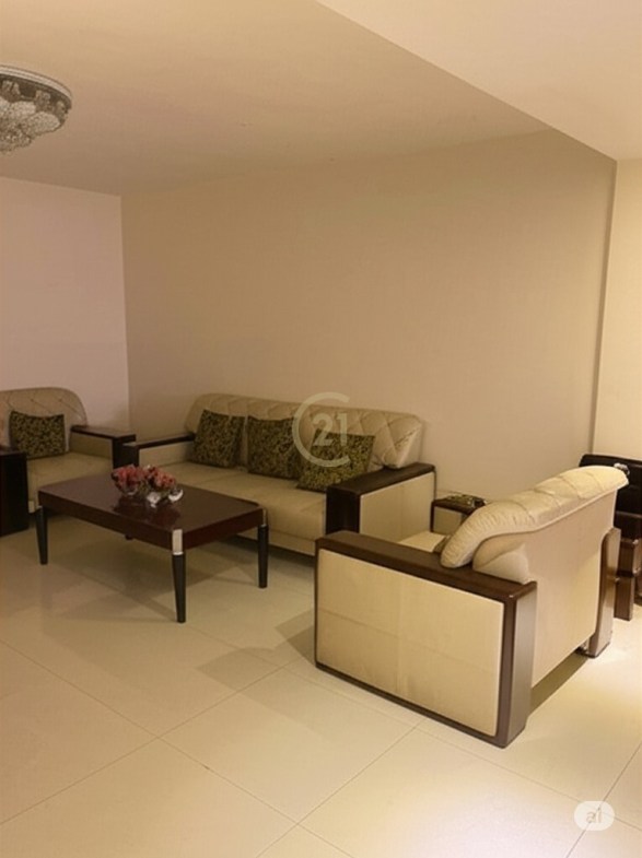 Nice Flat House For Rent at Toul Tompoung