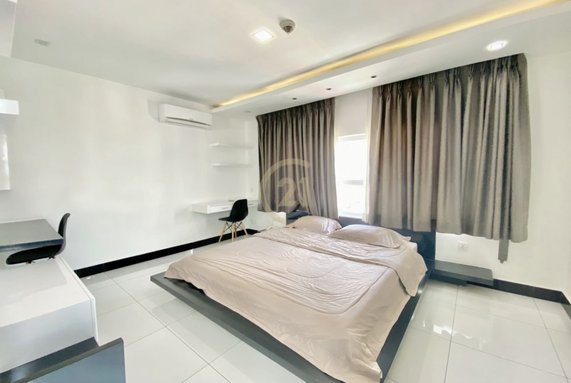 BKK3 | 14th Floor | Furnished 1BR Serviced Apartment for Rent
