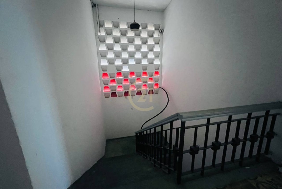 Spacious House for Rent Prime Locaion BKK1