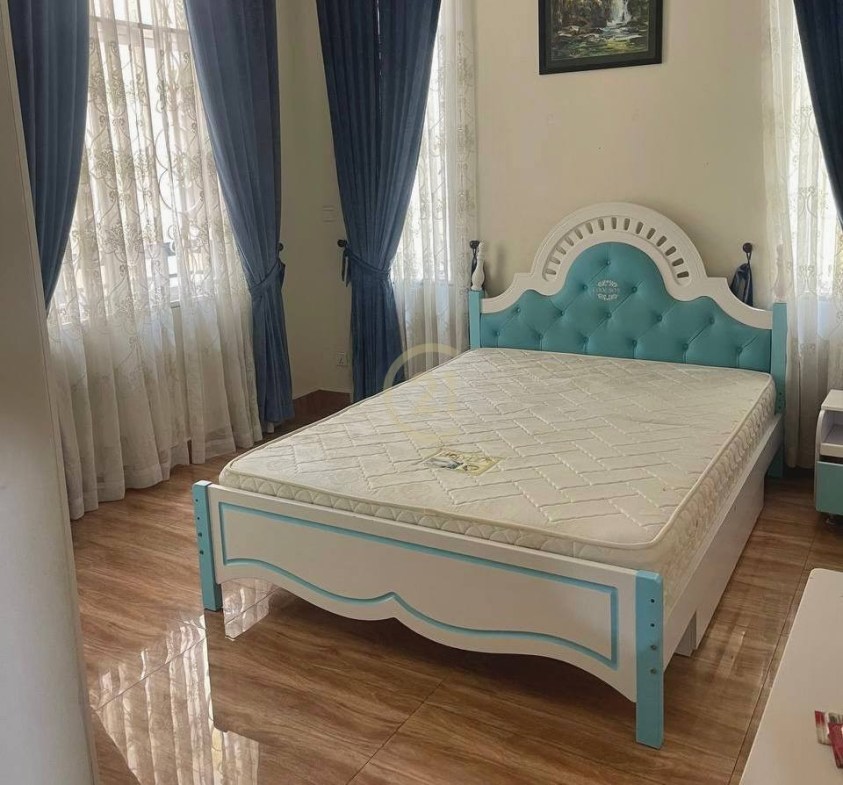 Luxury Villa For Rent At Tonle Bassac