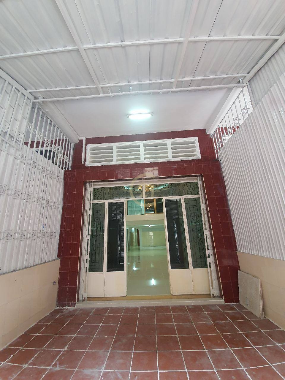 Flat House For Sale In Toul Tompoung
