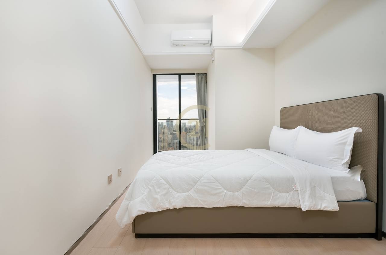 Modern 1 Bedroom for Rent at BKK1