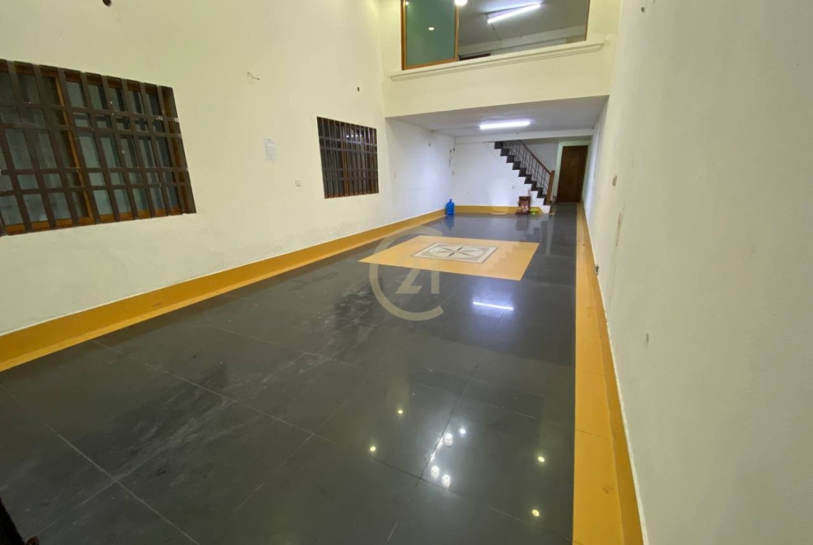 Shophouse For Rent In Toul Tompoung