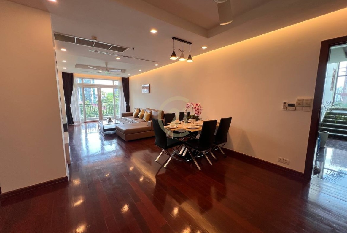 Biggest 2 Bedroom For Rent In BKK1