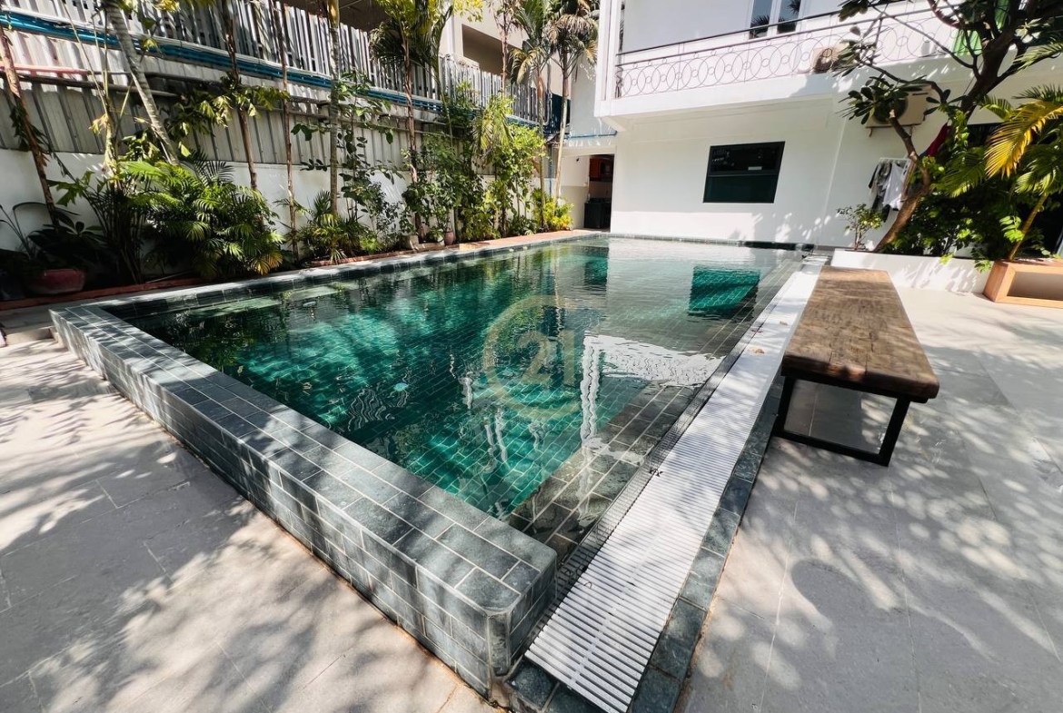 Modern 3-BR Apartment with Pool | Tonle Basac Area