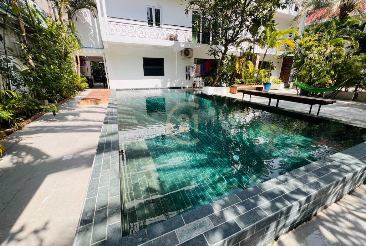 Modern 3-BR Apartment with Pool | Tonle Basac Area