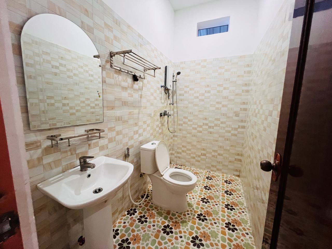 photo_2025-08-19_16-36-04