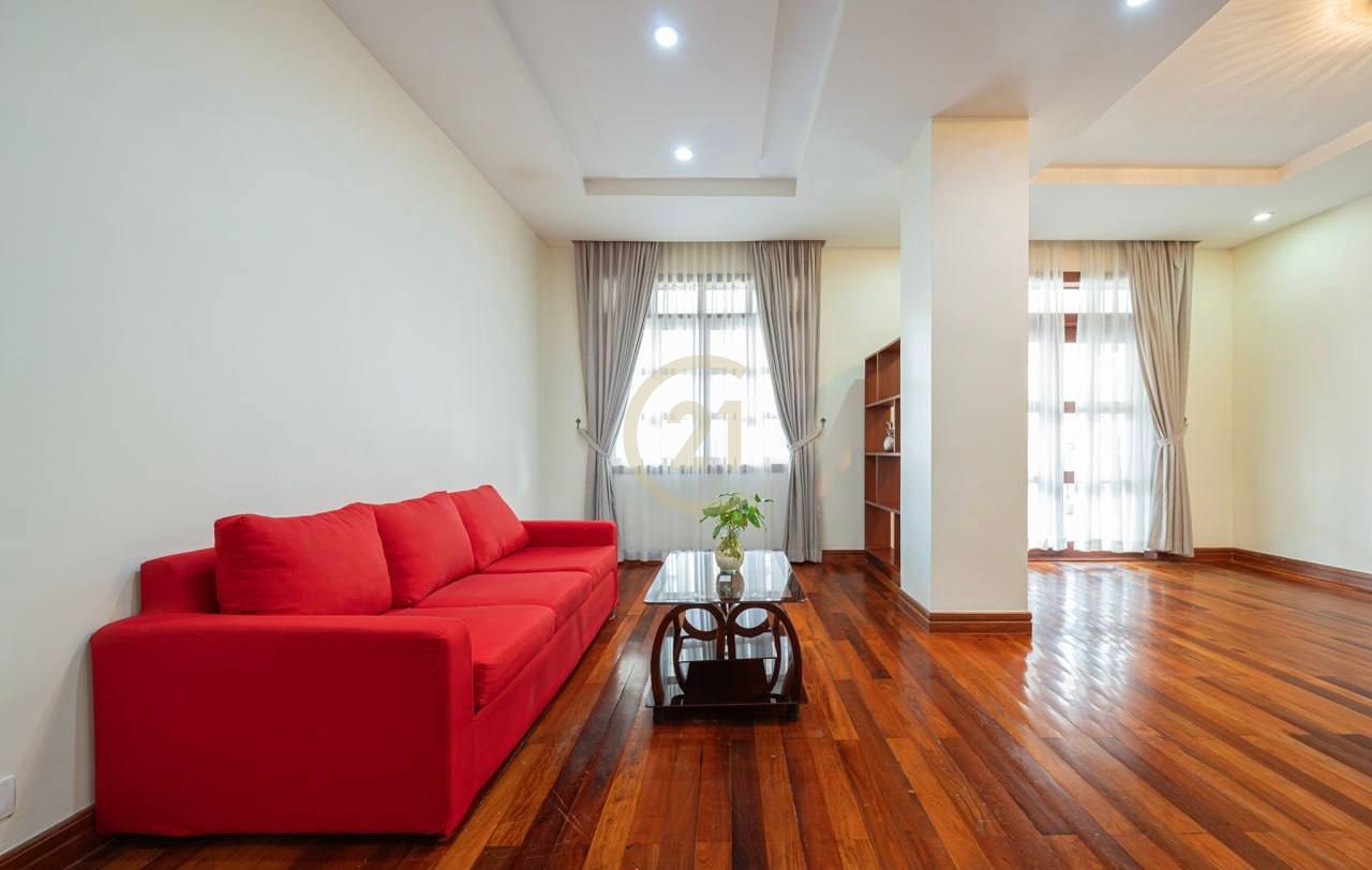 CLASSIC TWO BEDROOM FOR RENT-TTP