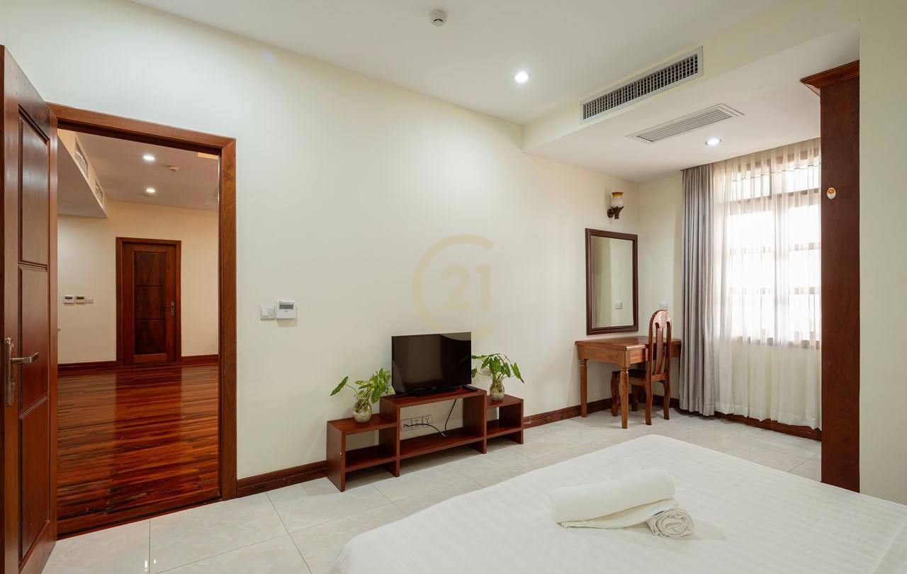 CLASSIC TWO BEDROOM FOR RENT-TTP