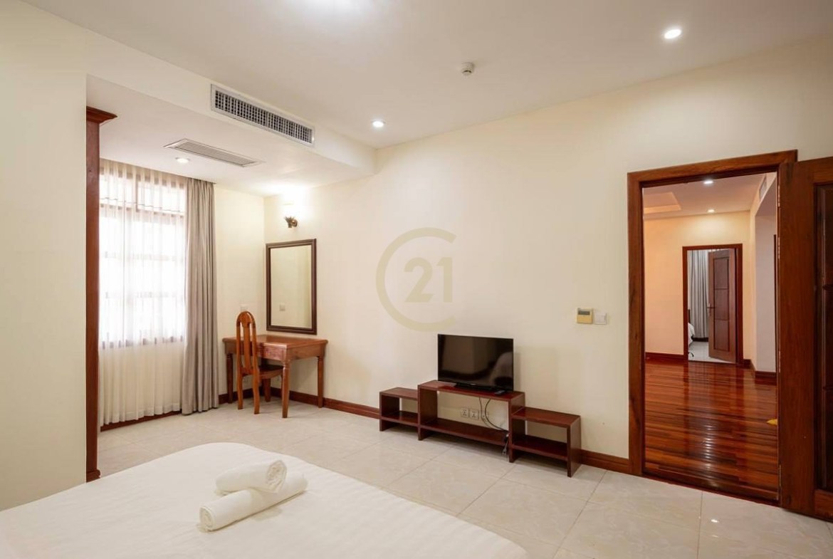 CLASSIC TWO BEDROOM FOR RENT-TTP