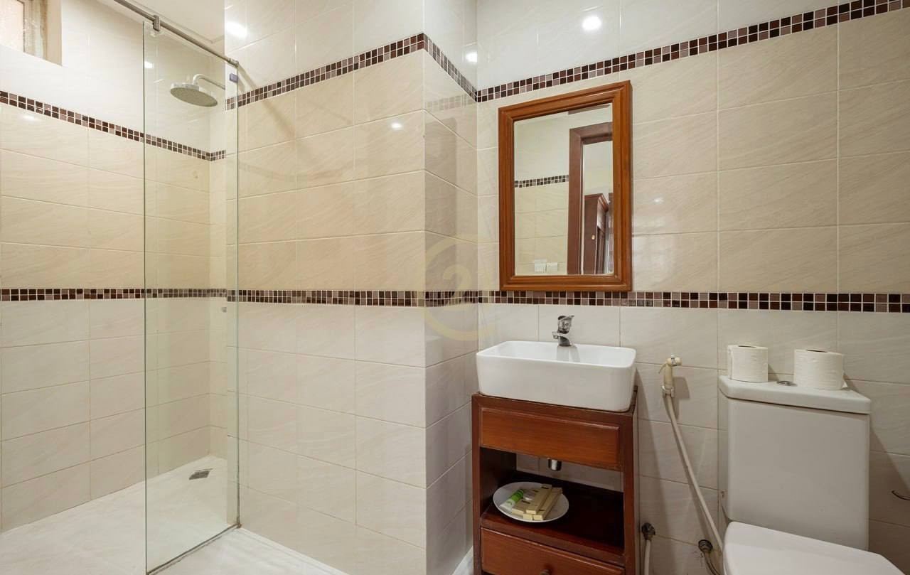 CLASSIC TWO BEDROOM FOR RENT-TTP