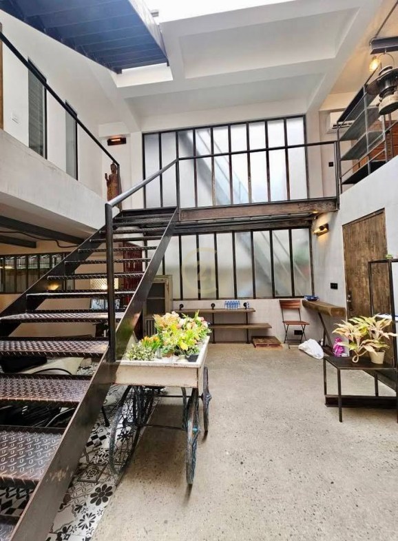 RENOVATED PENTHOUSE FOR RENT-TONLE BASSAC