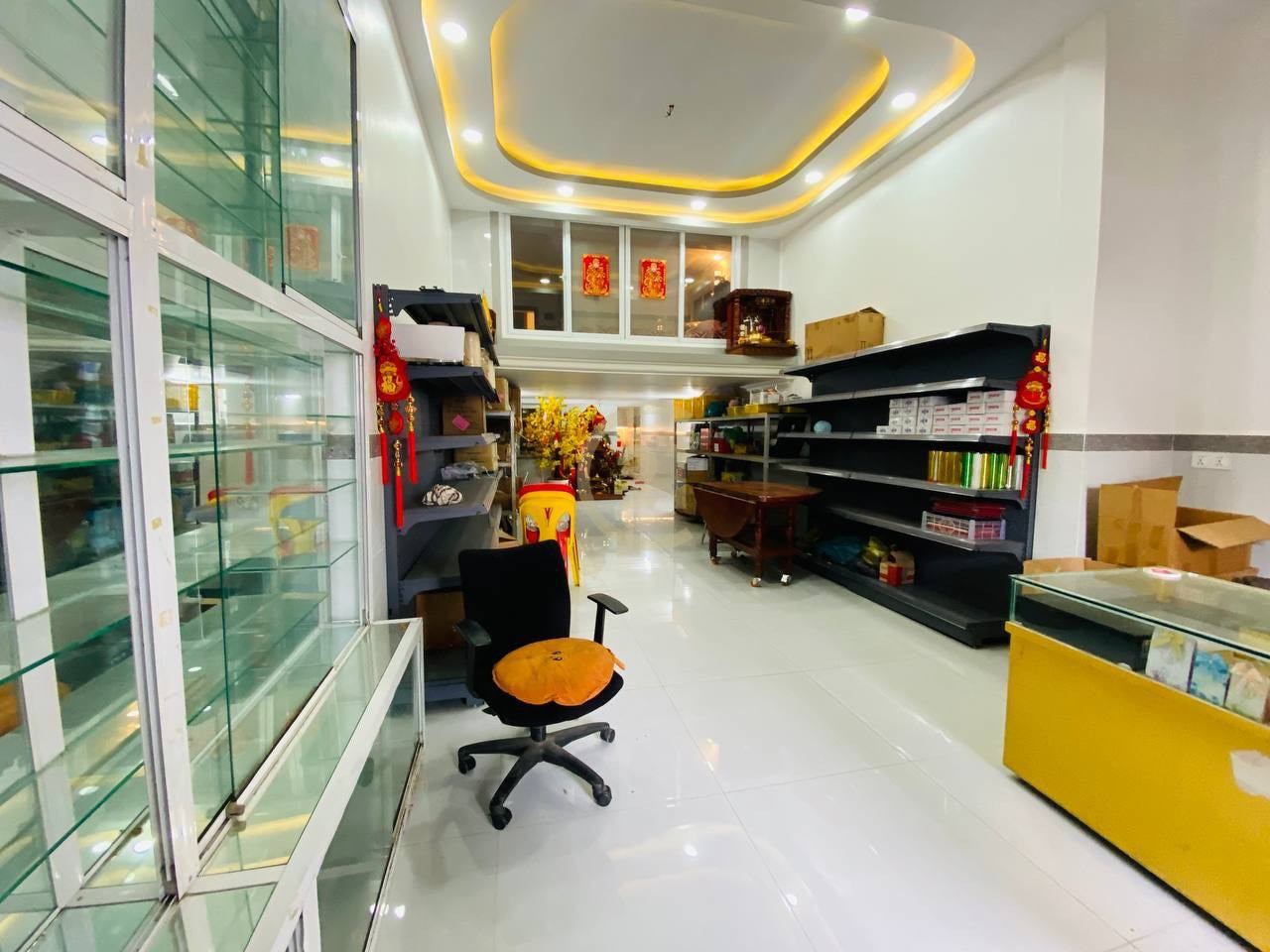 Shophouse For Rent At Daun Penh