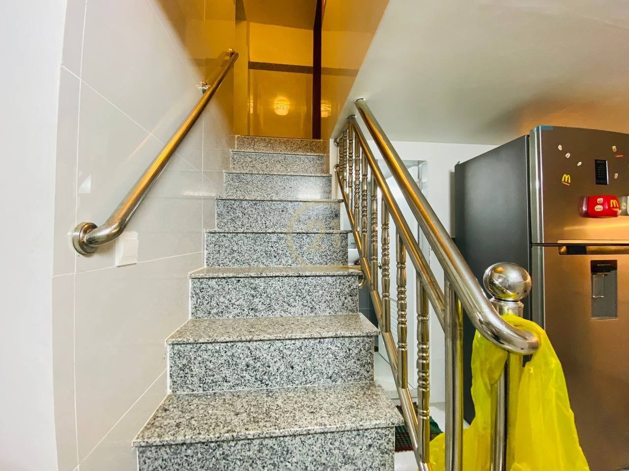 Shophouse For Rent At Daun Penh