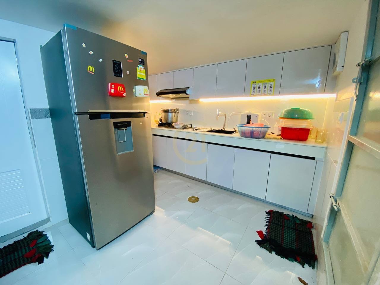 Shophouse For Rent At Daun Penh