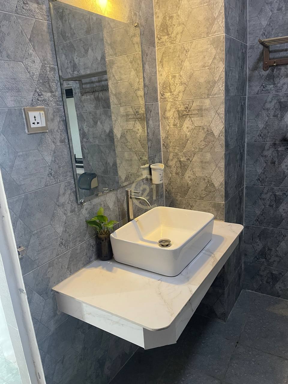 photo_2_2025-08-14_10-57-23