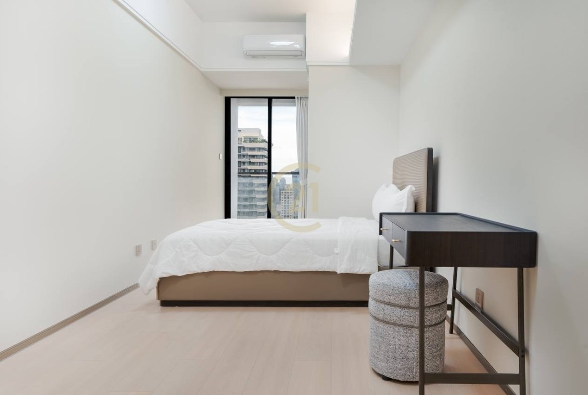 Modern 1 Bedroom for Rent at BKK1