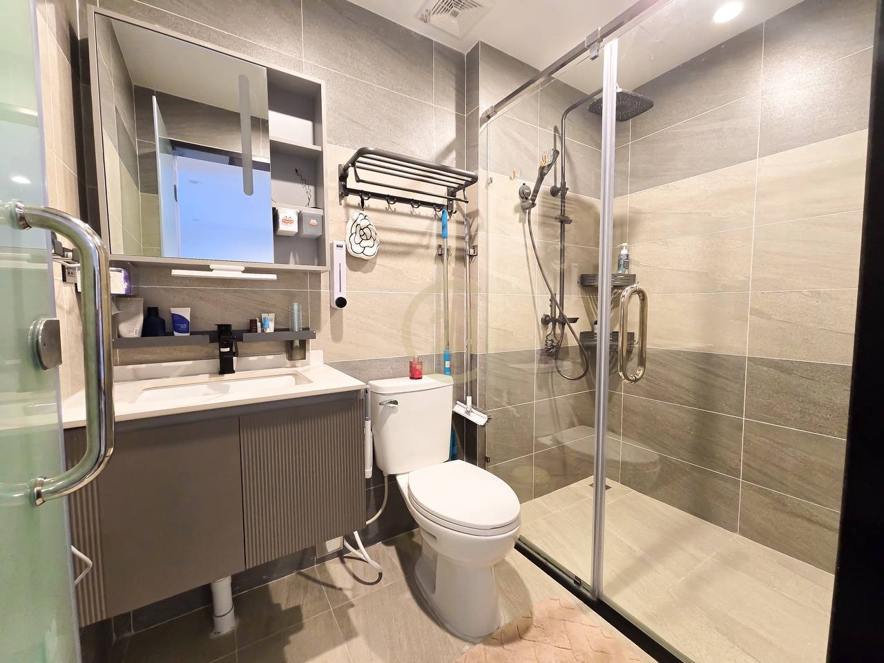 Luxury One Bedroom For Rent At Toul Kork