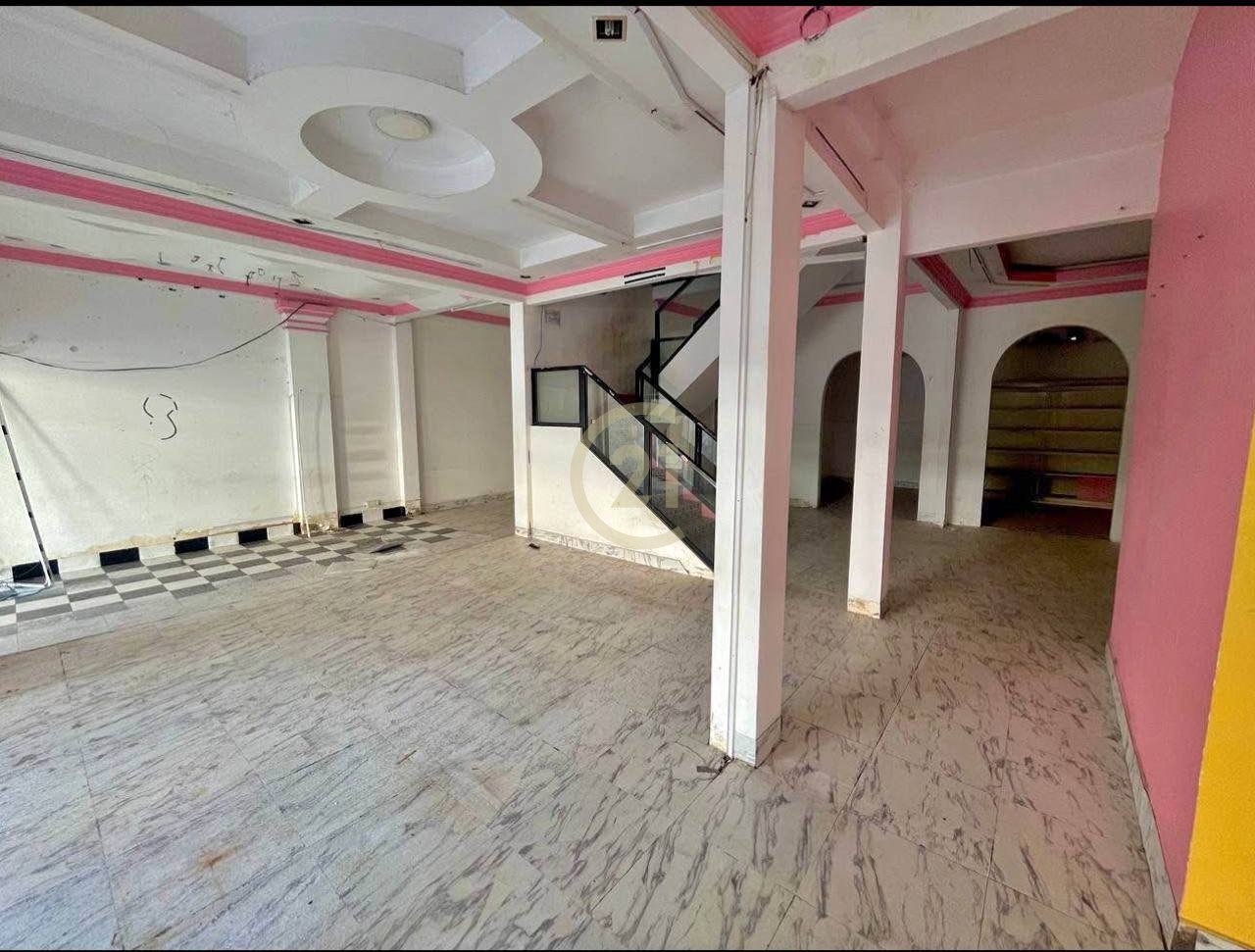 Good Location Shophouse for Rent at Toul Tompoung