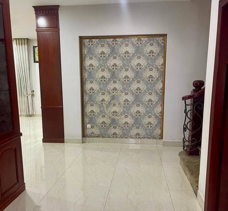 Luxury Villa For Rent At Tonle Bassac