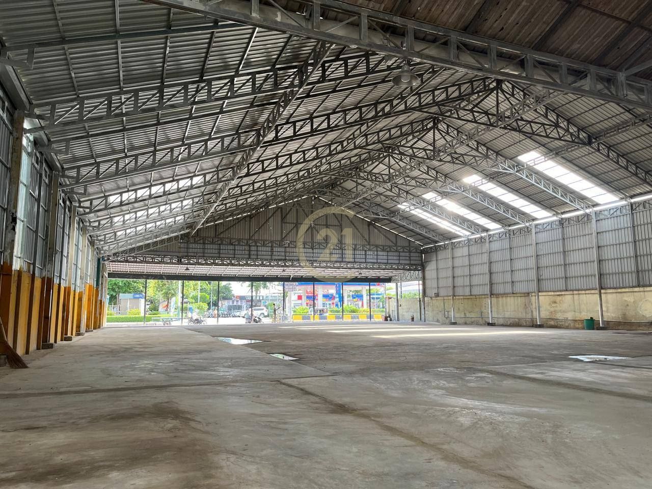 Warehouse for Rent in Sen Sok – 1,100sqm | $5,000/month | Prime Main Road Location