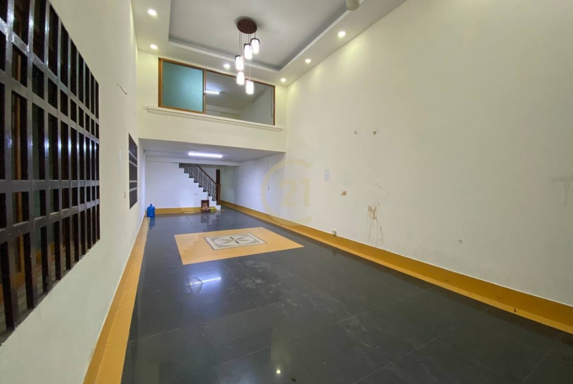 Shophouse For Rent In Toul Tompoung