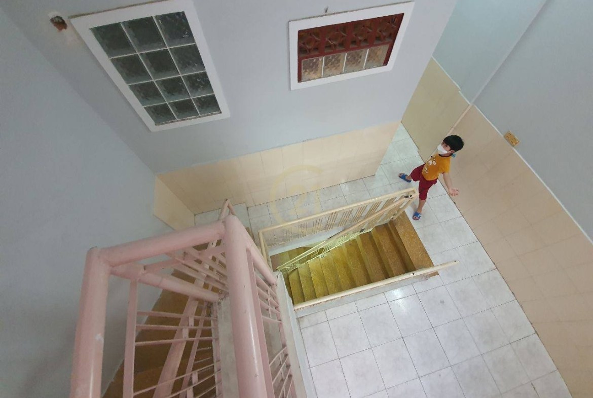 Flat House For Sale In Toul Tompoung