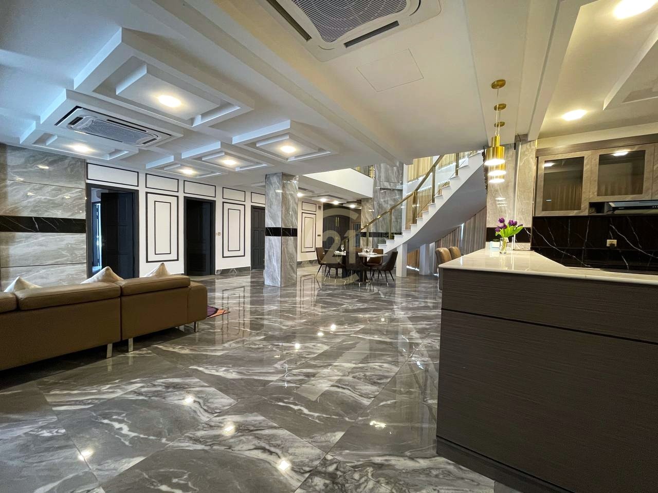 Luxury Four Bedroom For Rent At Russin Market