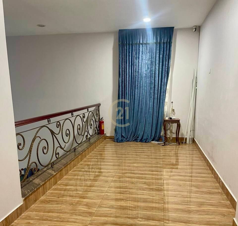 Luxury Villa For Rent At Tonle Bassac