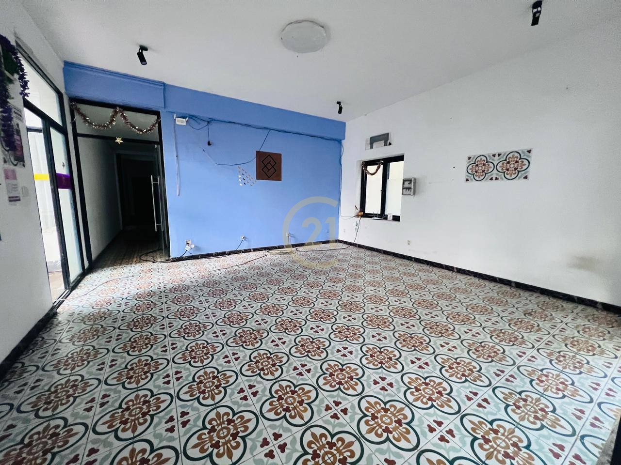 Spacious House for Rent Prime Locaion BKK1