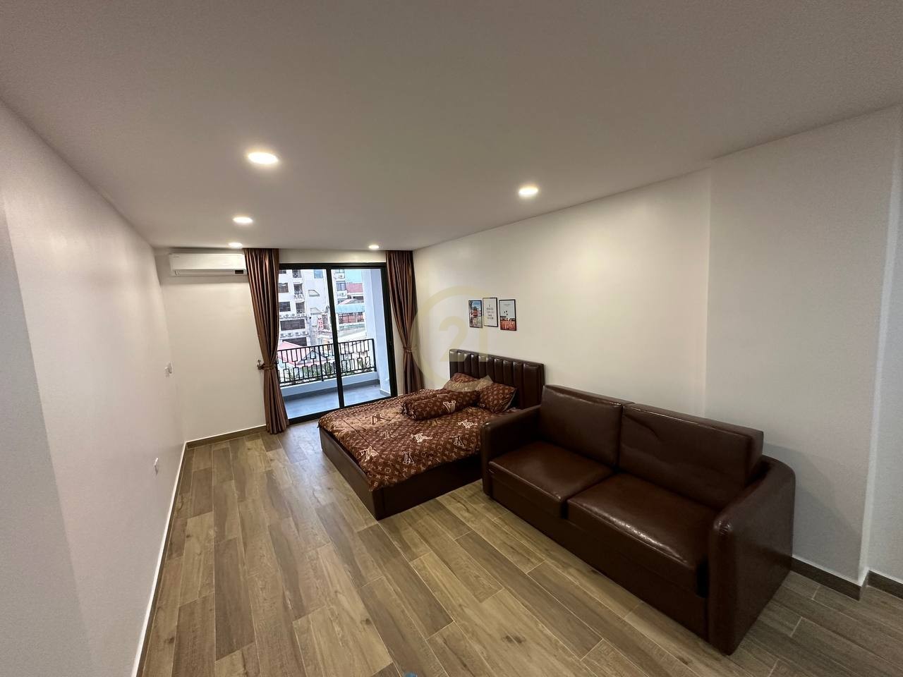 Cozy Studio room for rent at Riverside