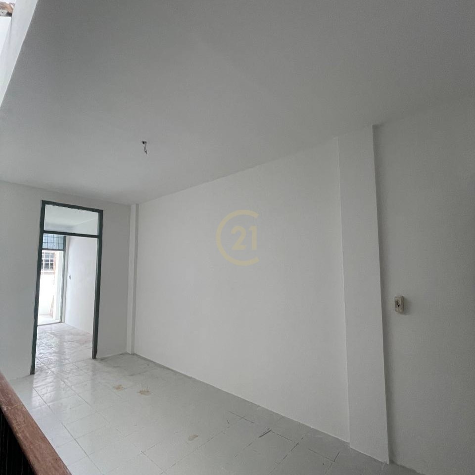 Shophouse for Rent on Preah Sihanouk Blvd – $3,000/month (Negotiable)| Prime Location| Phnom Penh
