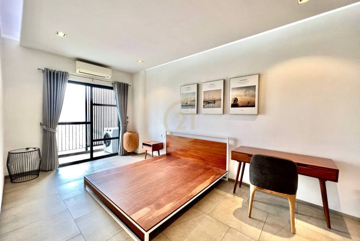 Luxury Three Bedroom For Rent At Toul Kork