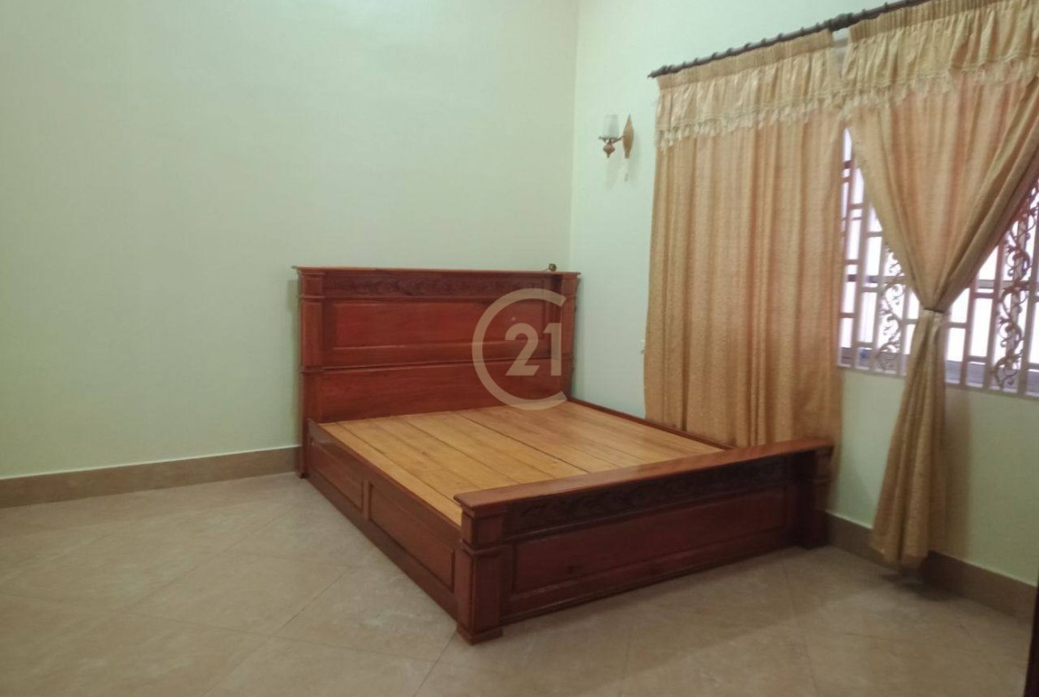 Nice Villa For Rent at Toul TomPoung