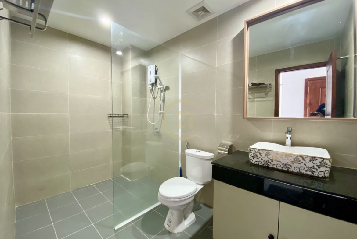 Furnished 2-Bedroom Serviced Apartment for Rent in Tonle Bassac | 100 sqm