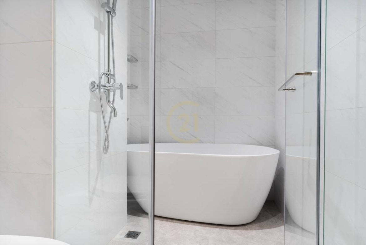 Modern 1 Bedroom for Rent at BKK1